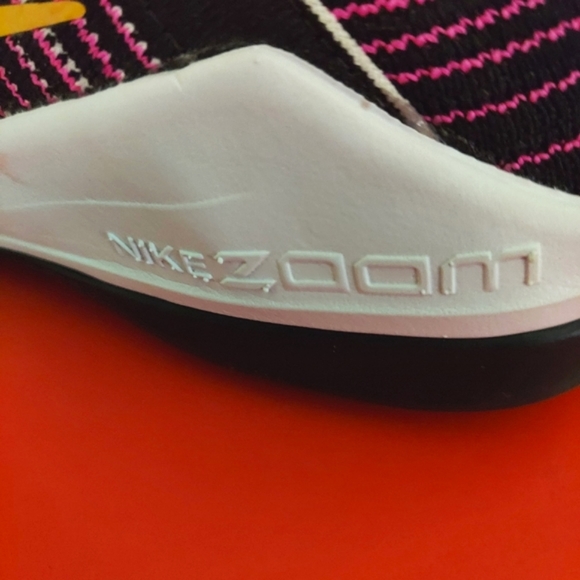 ✅️SOLD✅️NIKE Zoom, 8.5 - Picture 9 of 13